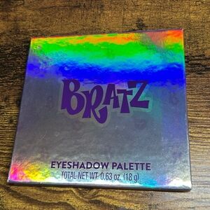 Eyeshadow Palette - Vibrant Purple and Silver